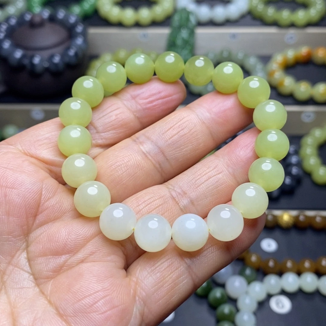 和田玉未镶嵌手串