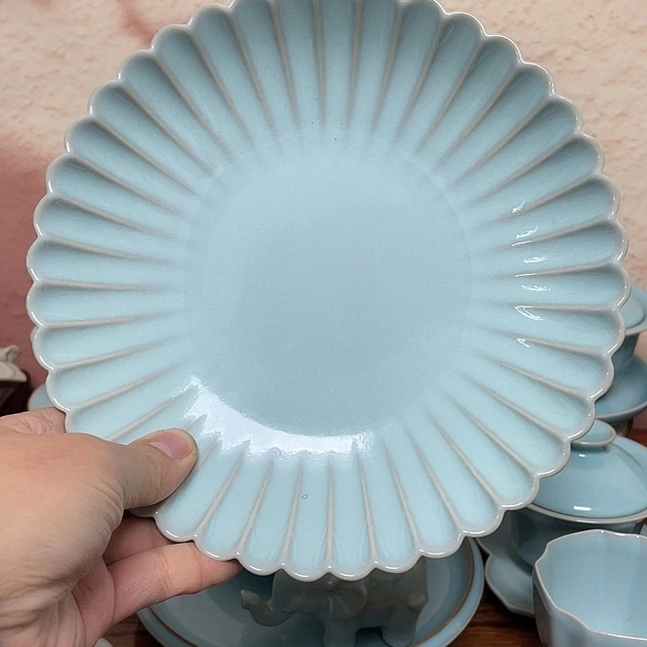 摆件天青菊花大盘18.5