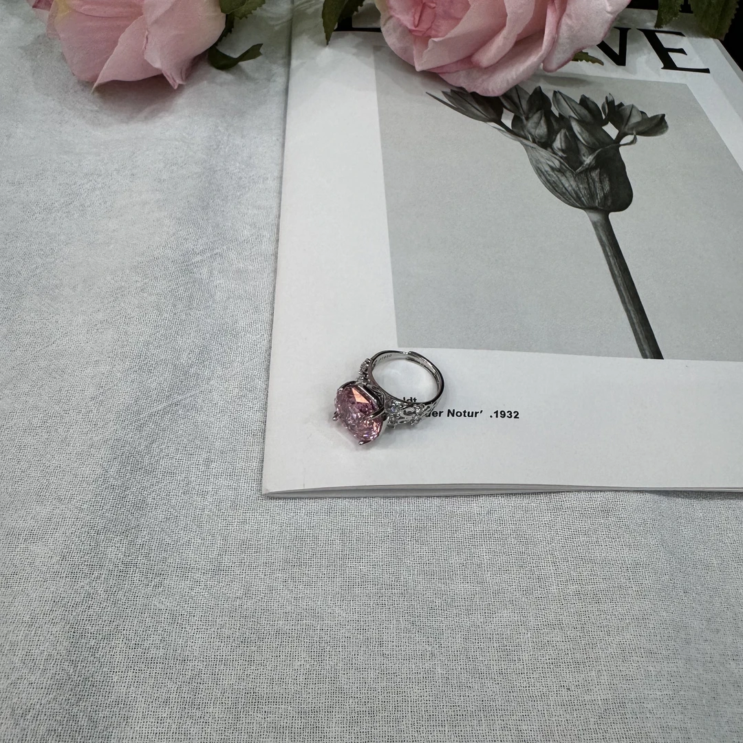 高定珠宝粉钻戒指HF1094S0828