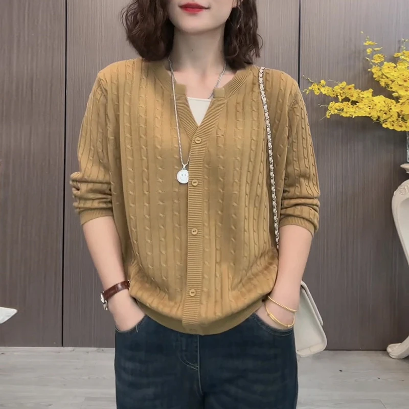 韩版时尚圆领纯色针织衫女2025年夏季新款简约设计感复古短袖上衣