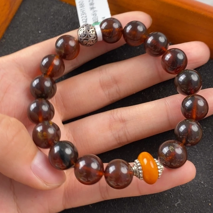 未镶嵌琥珀珠宝奇石