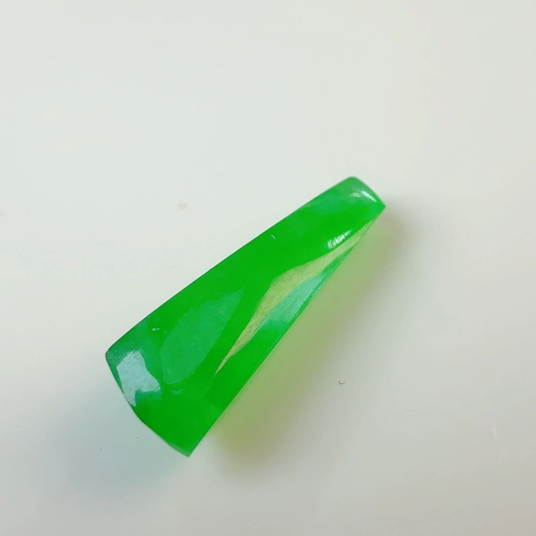 翡翠裸石冰阳绿随行