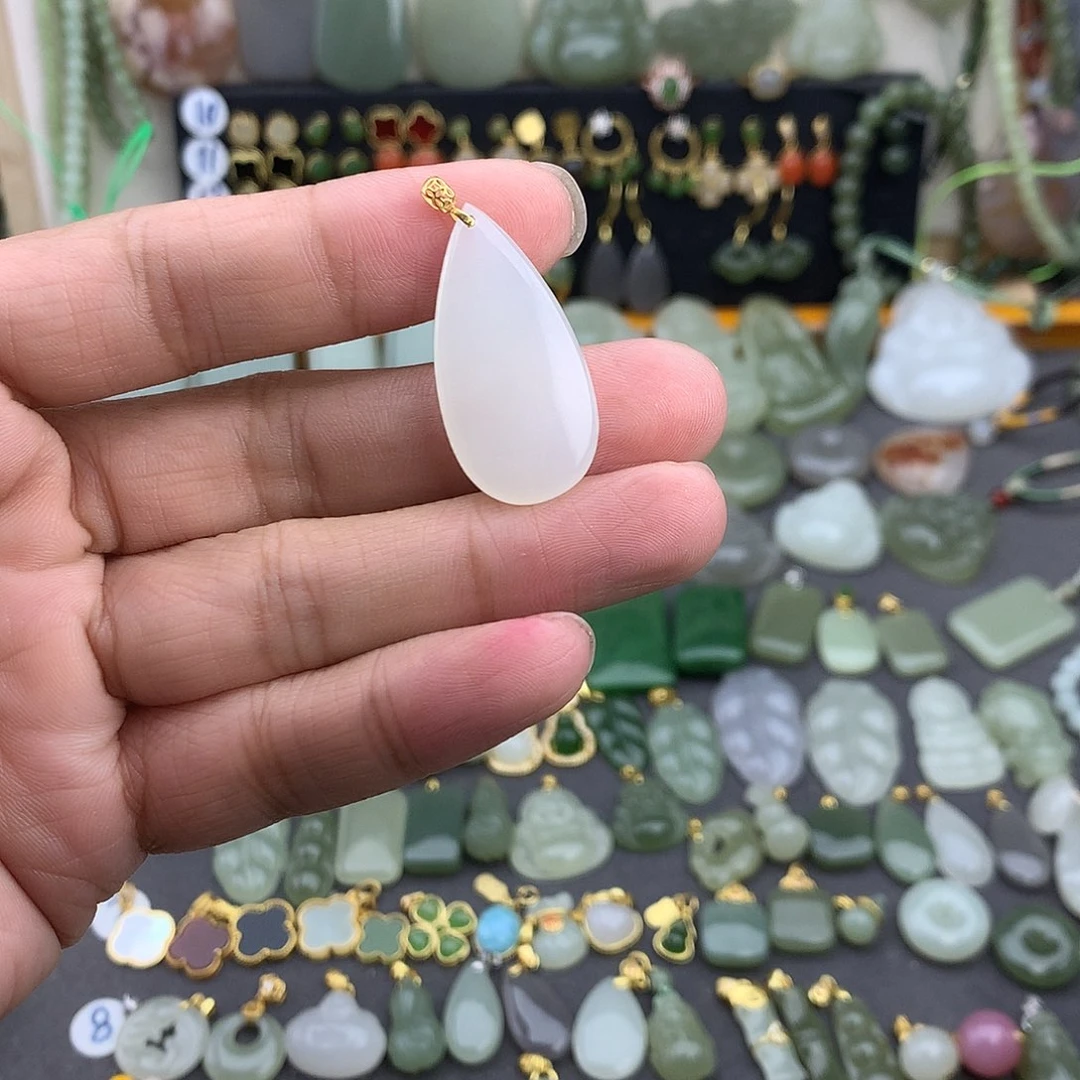 和田玉18K金镶嵌吊坠(不含链)