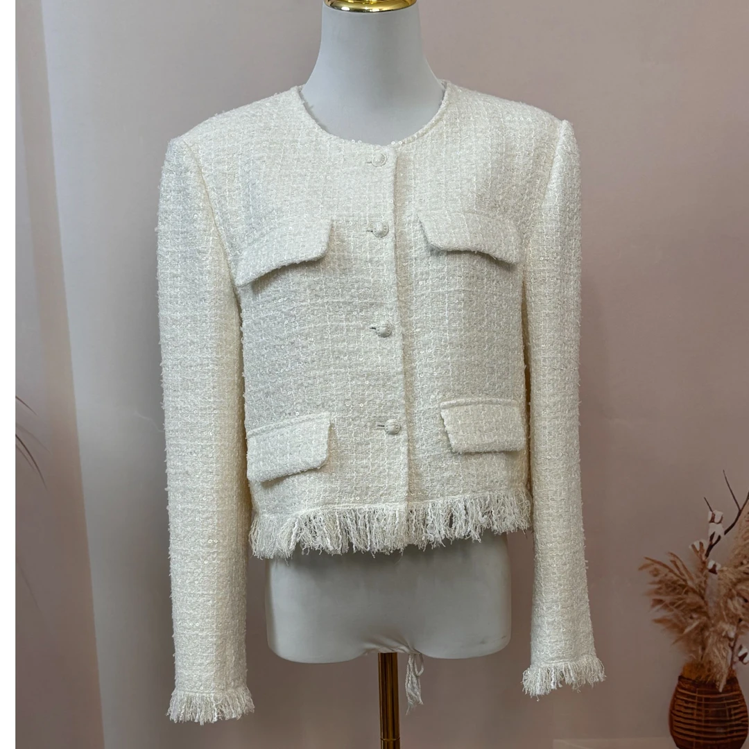 【下单无需备注自选尺码】秋水白色修身型时尚极小香风C101