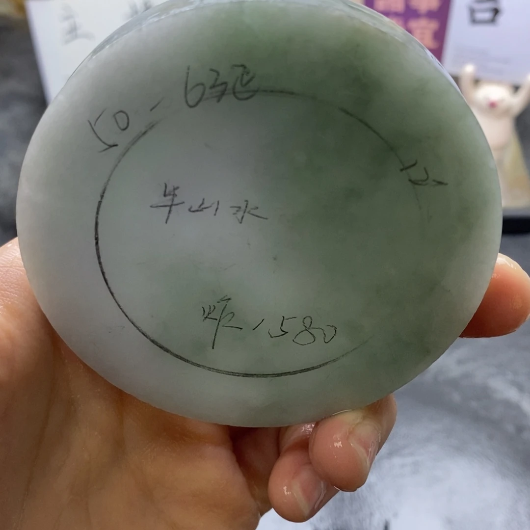 定制翡翠未镶嵌翡翠手镯