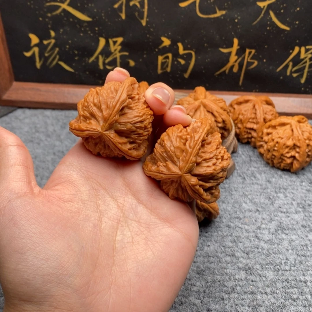 【闪购商品】吊坠文玩核桃累**嘻