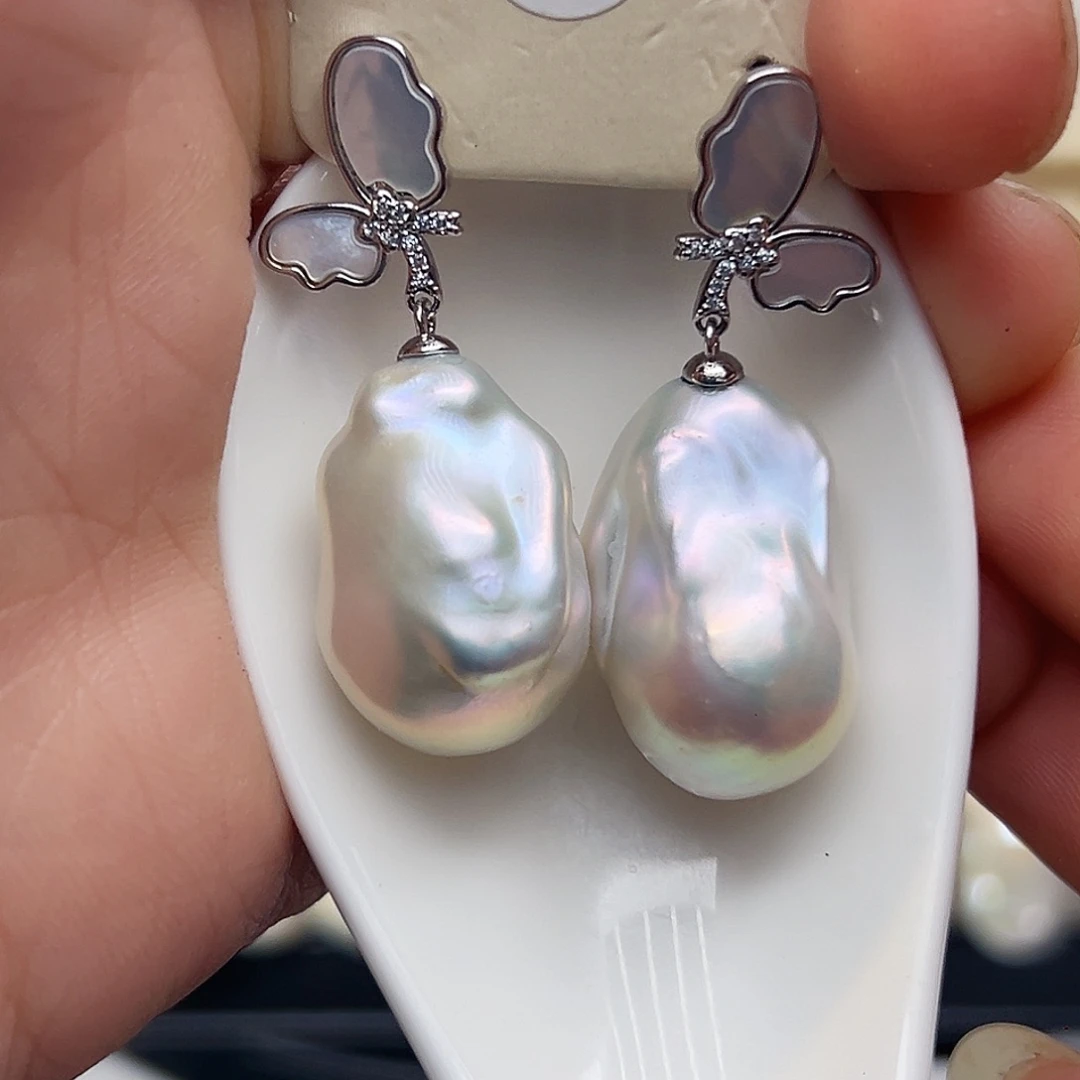 淡水珍珠耳饰未镶嵌