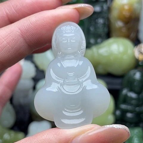 颈饰未镶嵌和田玉