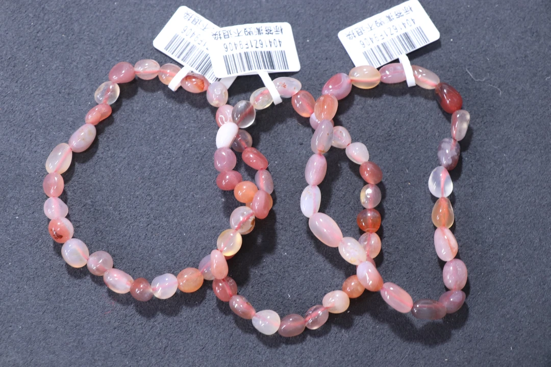 原矿无优化南红保山多宝随型单圈多样发一串有明显坑裂颜色随机