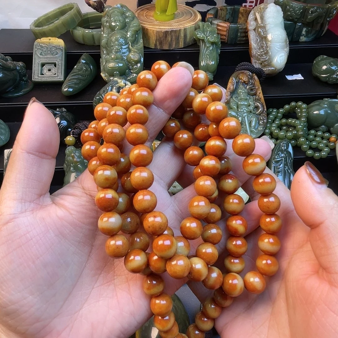 透闪石质玉未镶嵌挂件