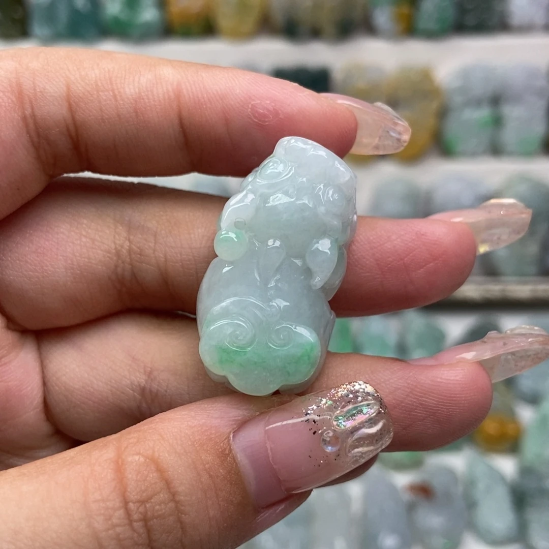 吊坠(赠链)未镶嵌翡翠