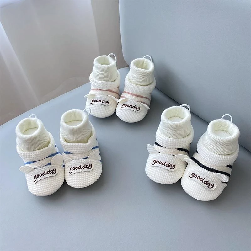 婴儿软底鞋袜防滑0-1岁男女宝宝春秋3-6-9个月抽绳不掉棉布鞋冬款