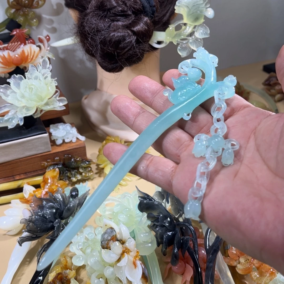 匡***匡蛇纹石玉未镶嵌发簪