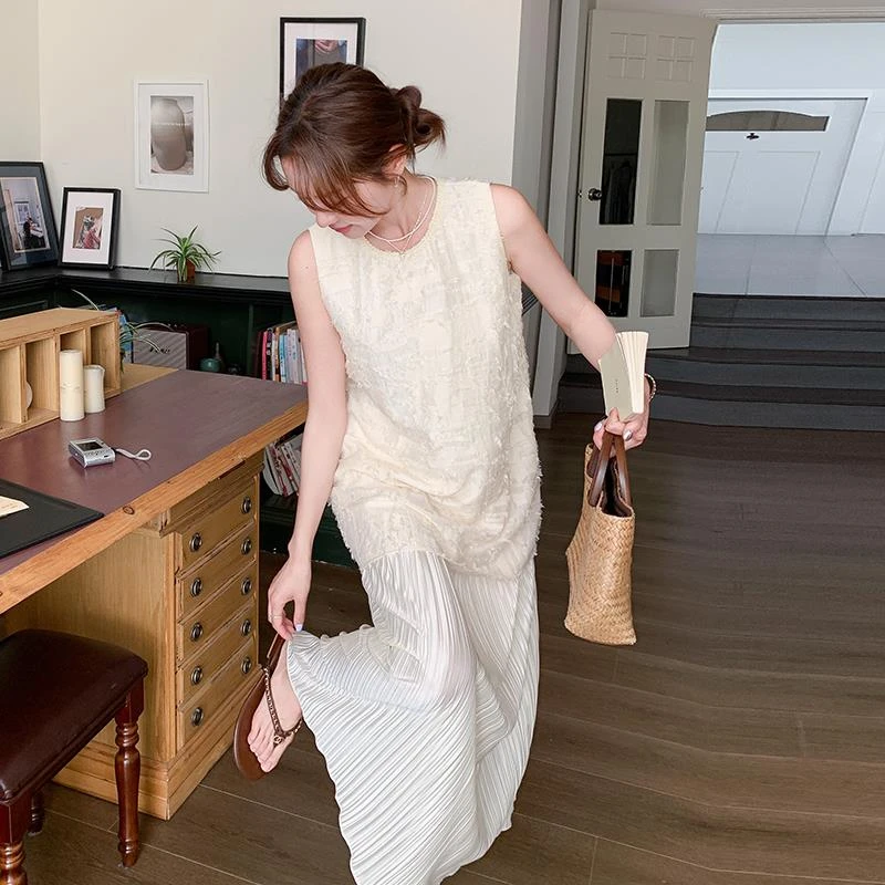 漂亮独特设计感假两件无袖连衣裙女2025夏季新款法式白色背心长裙