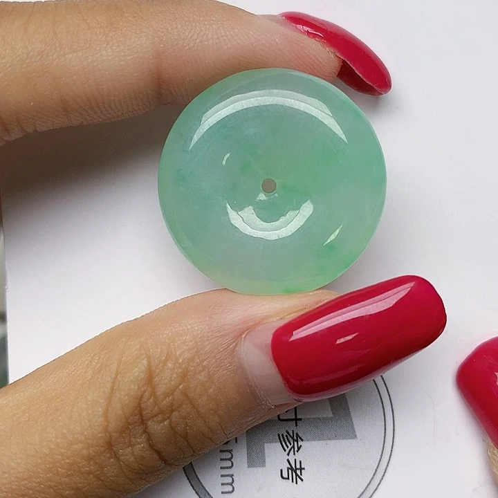 颈饰未镶嵌翡翠小*文天然翡翠