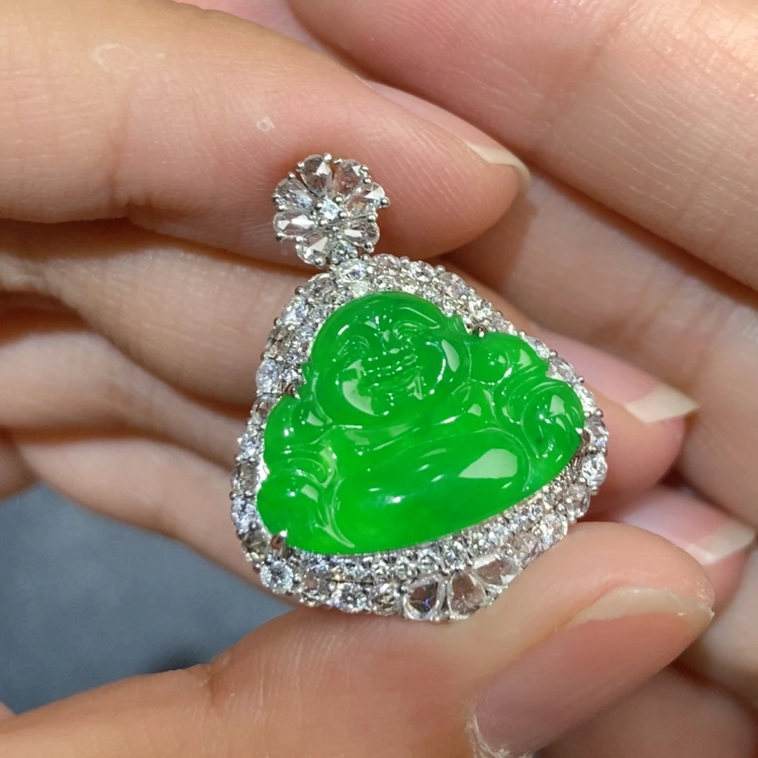 翡翠18K金镶嵌颈饰天然缅甸A货翡翠