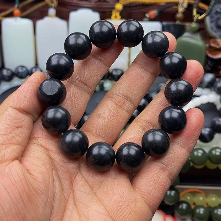 未镶嵌手串和田玉新*