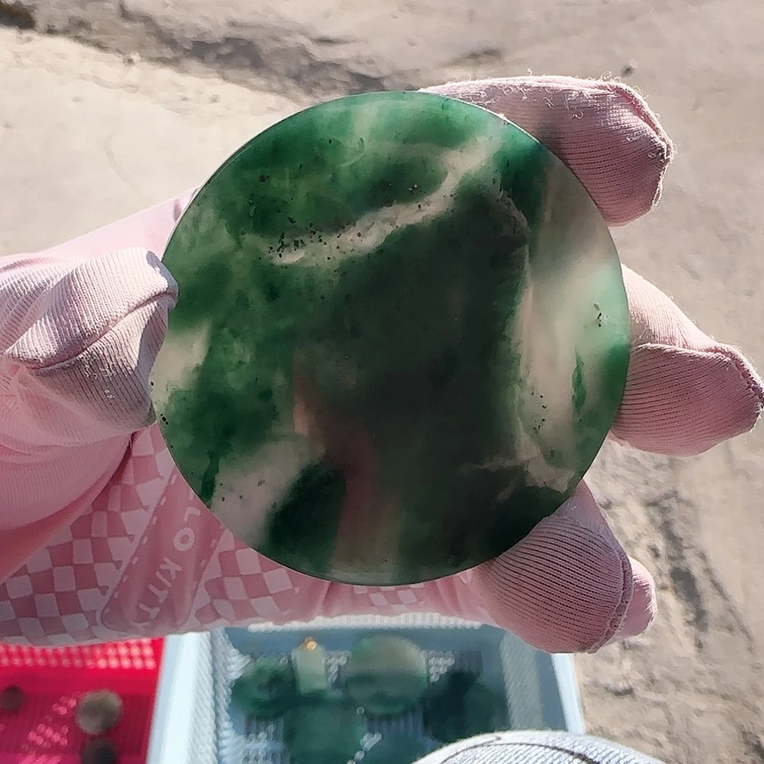 石英质玉颈饰未镶嵌