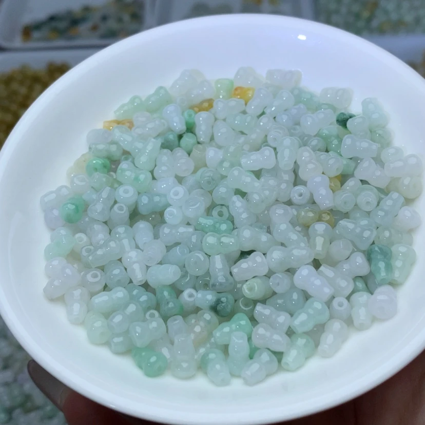 【闪购商品】翡翠手链未镶嵌卡5乘7.4冰葫芦50颗