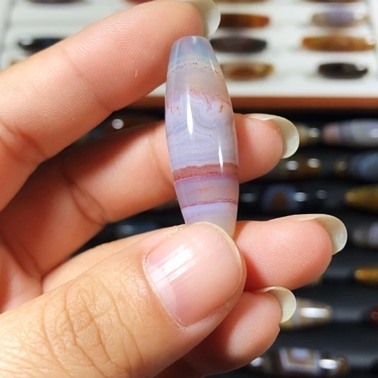 牧***云玛瑙/玉髓合金颈饰