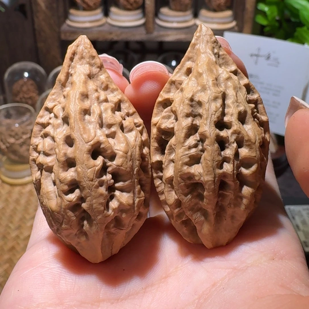 文玩核桃把件鸭嘴兽