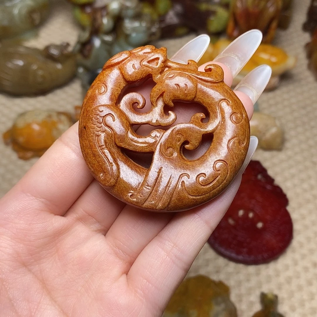 未镶嵌蛇纹石玉颈饰