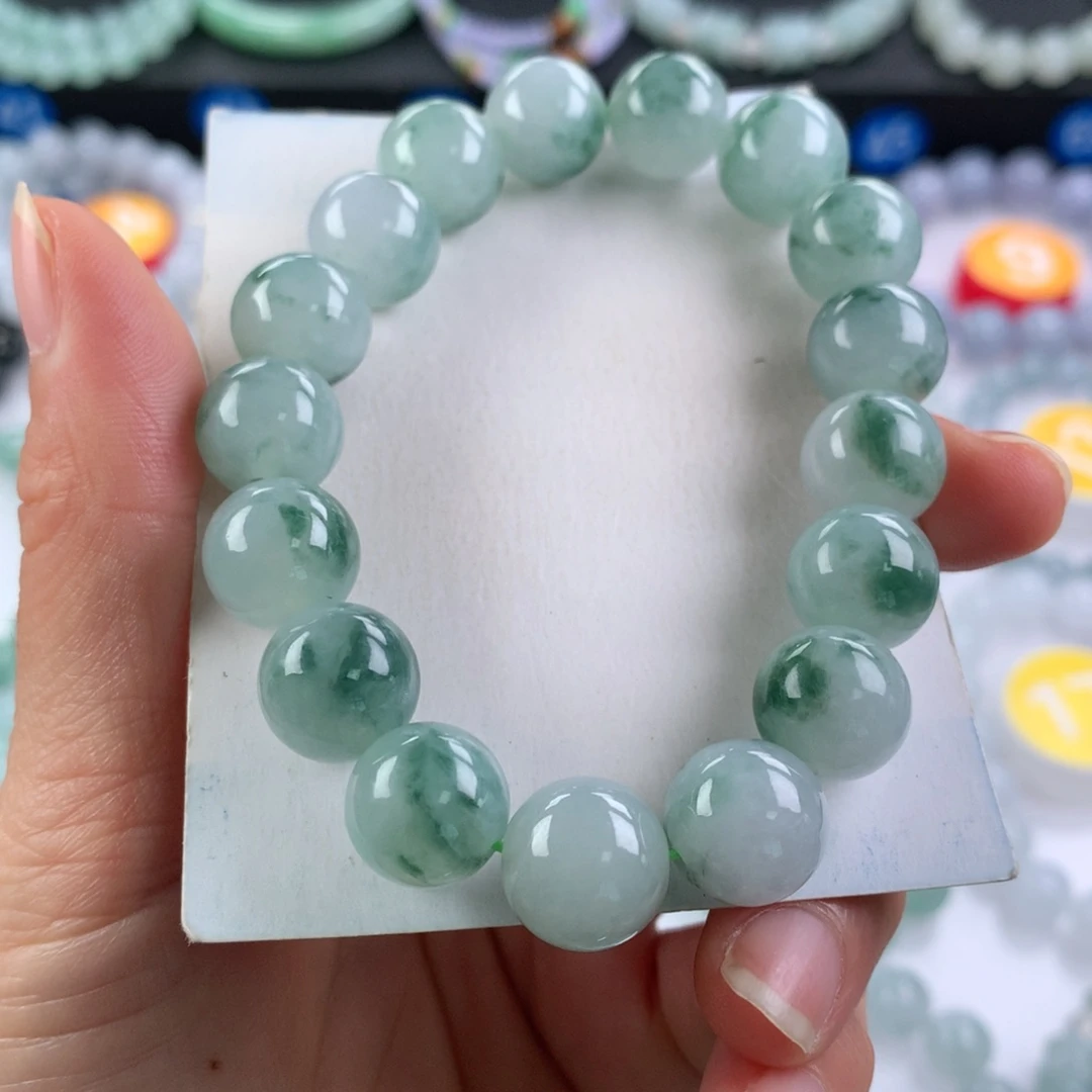 翡翠未镶嵌手链卡12.