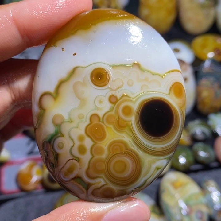 玛瑙/玉髓珠宝奇石未镶嵌