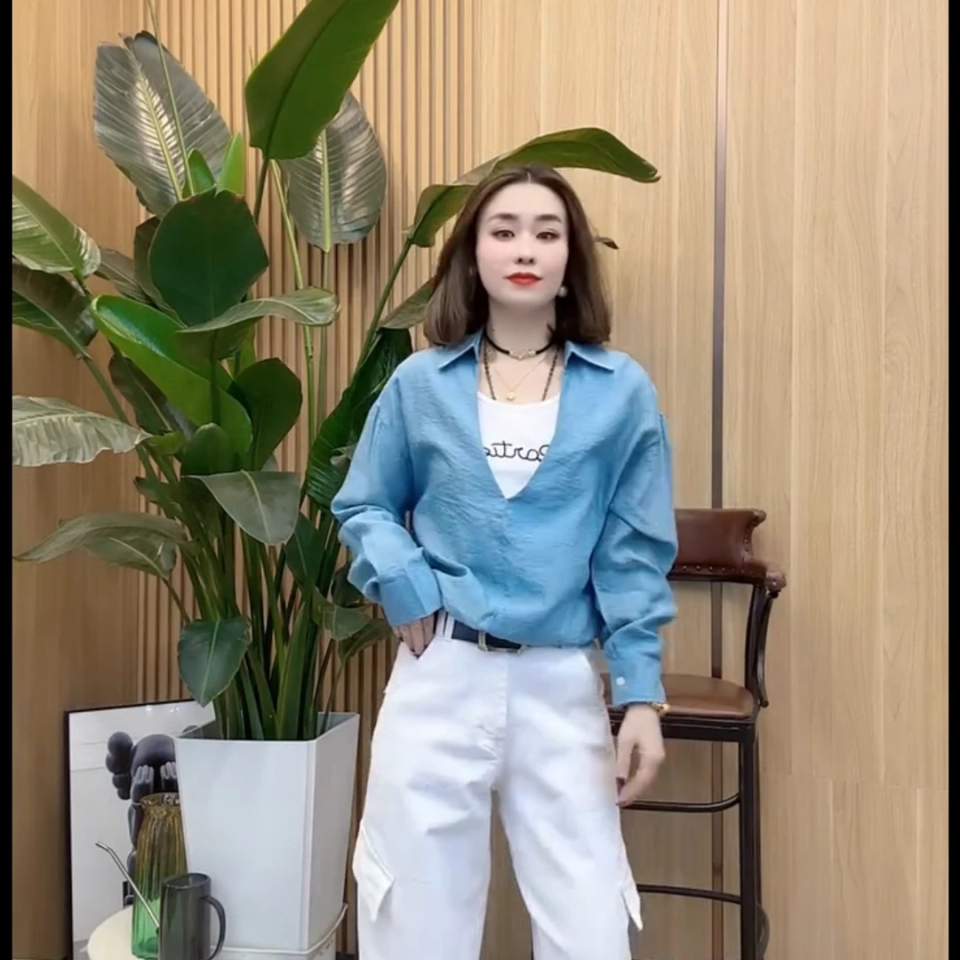 休闲减龄刺绣字母假两件衬衫慵懒风遮肉显瘦叠加穿女潮《好物推荐》