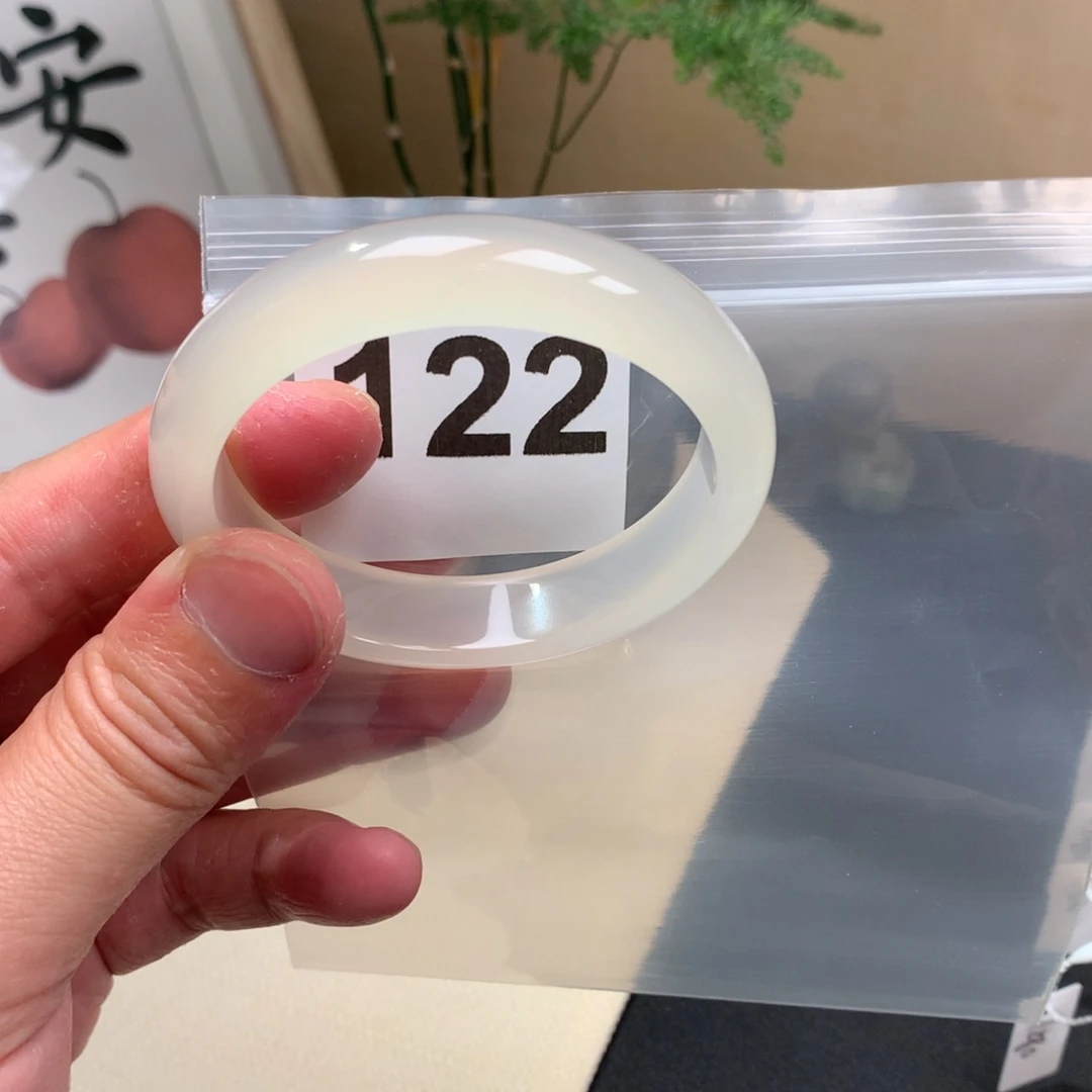 玛瑙/玉髓手镯未镶嵌122