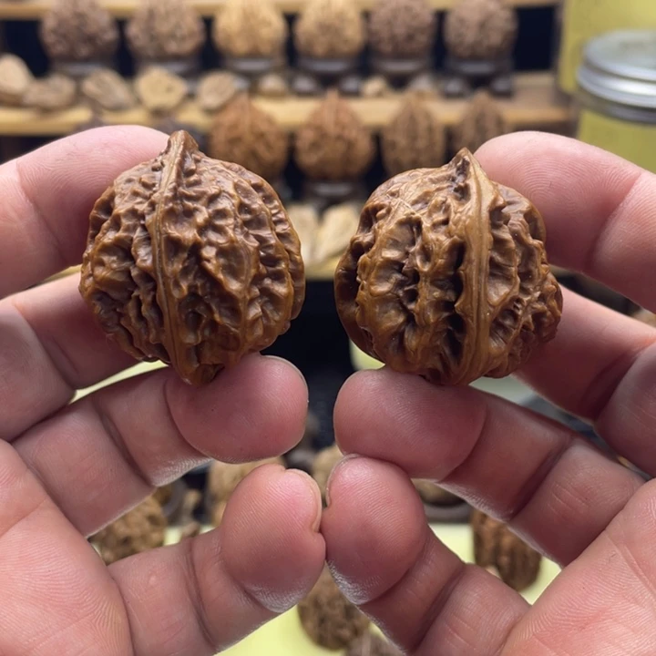 文玩核桃把件东北核桃40