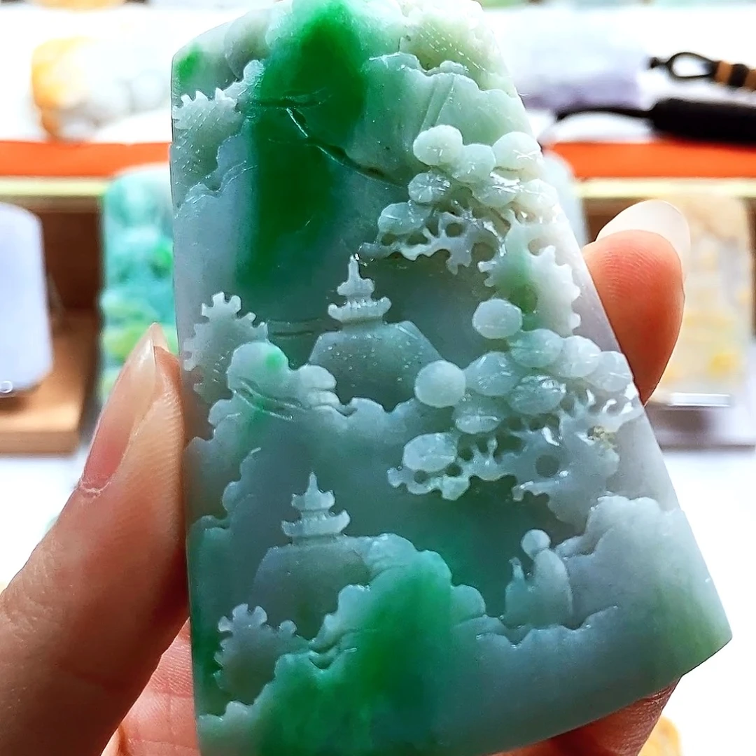 定制翡翠未镶嵌翡翠