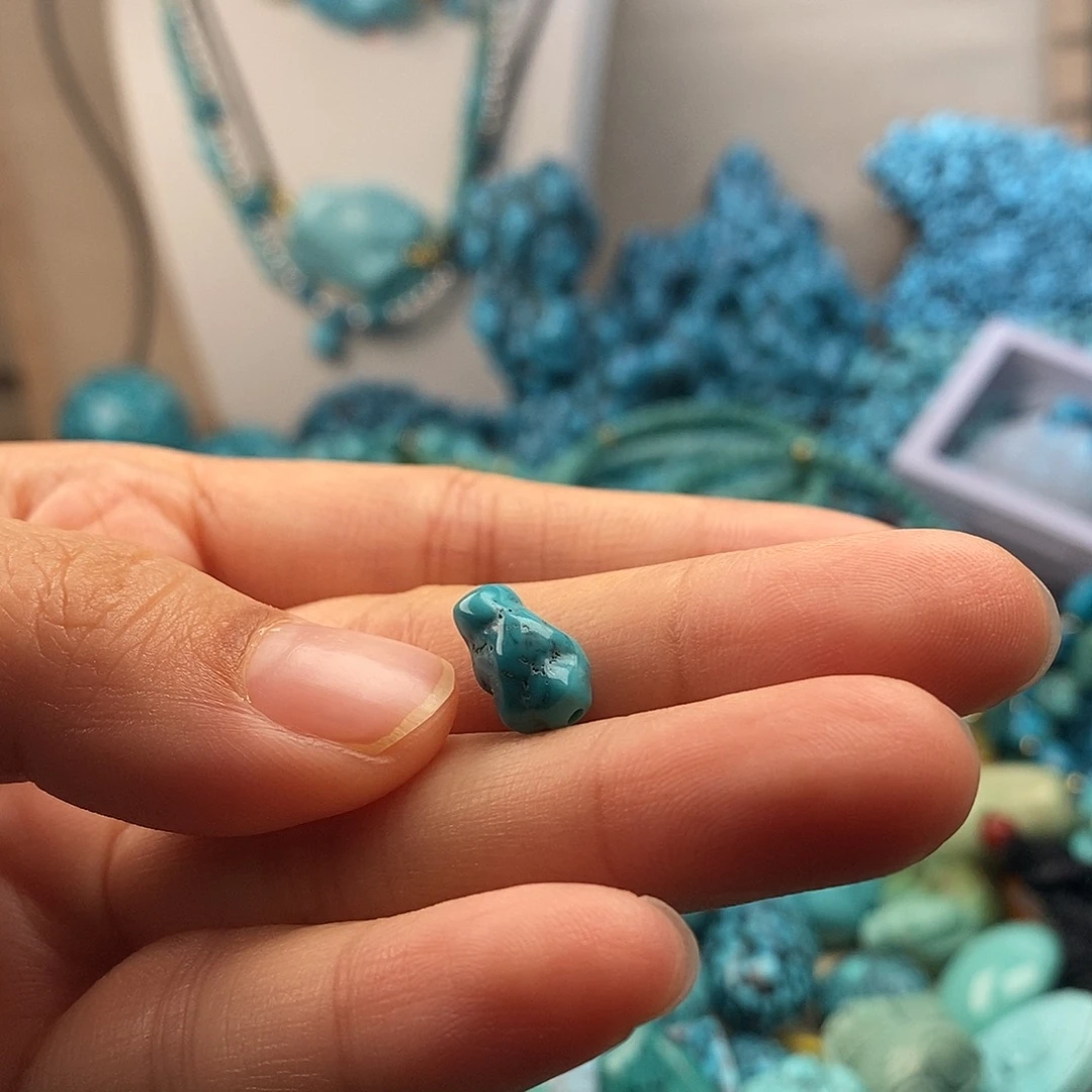 Q****绿松石未镶嵌珠宝半成品