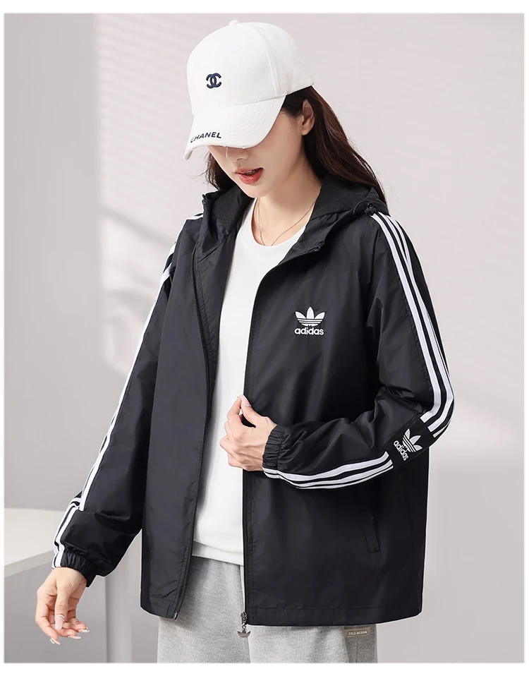 【品牌撤柜】刺绣标连帽情侣风衣外套