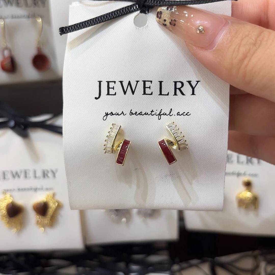 铜合金合金耳钉是