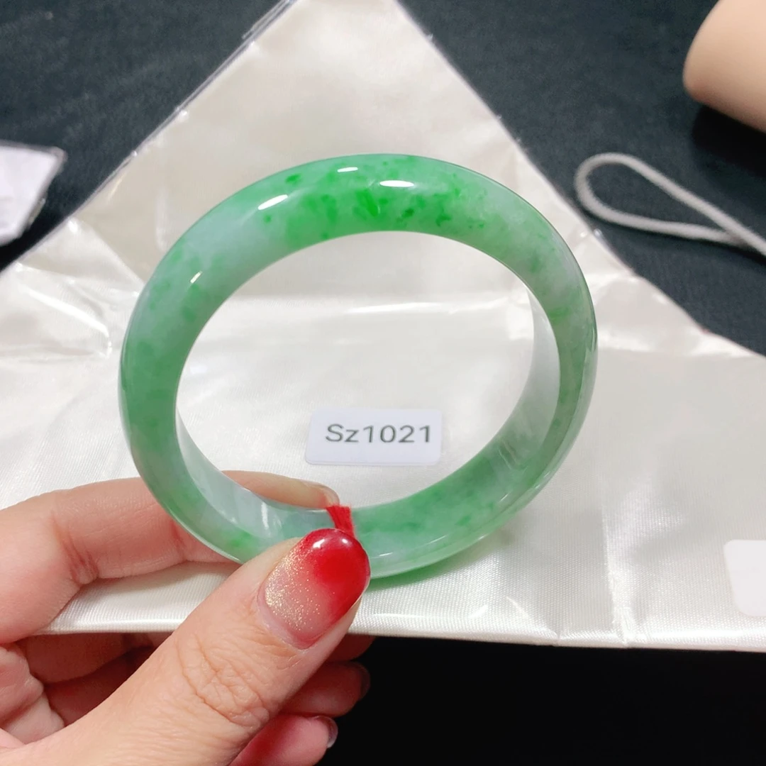 翡翠未镶嵌手镯Sz1021-03