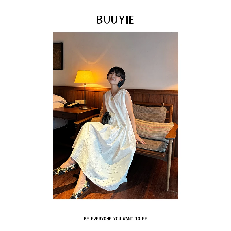 BUUYIE 25SS【雪绮】重工刺绣V领气质背心连衣裙 250705