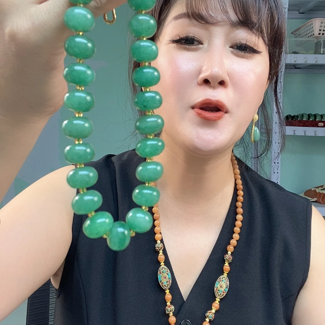 未镶嵌手镯石英质玉