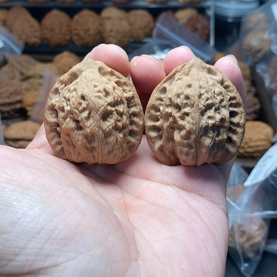 1文玩核桃崔凯38-236