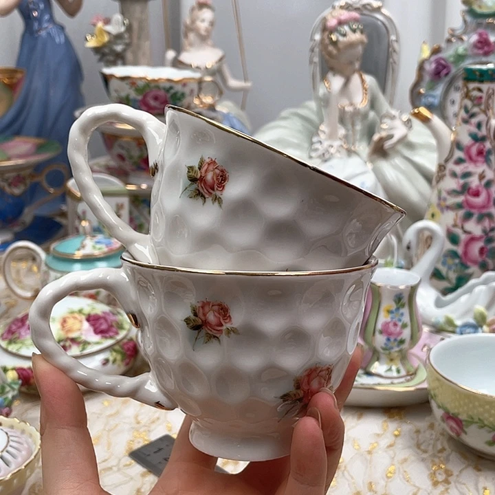 杯碟陶瓷摆件陶瓷