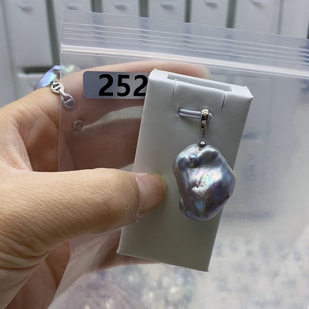 颈饰合金淡水珍珠