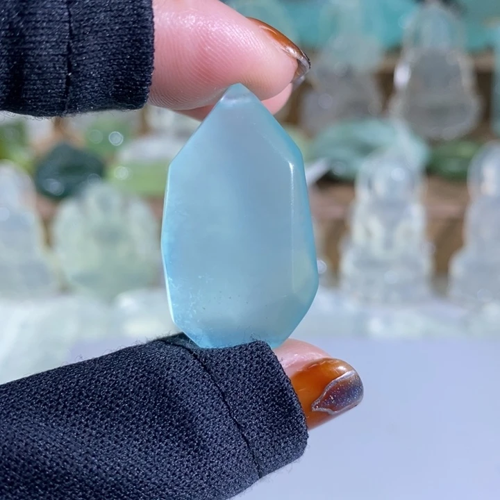 岫玉吊坠未镶嵌吊坠