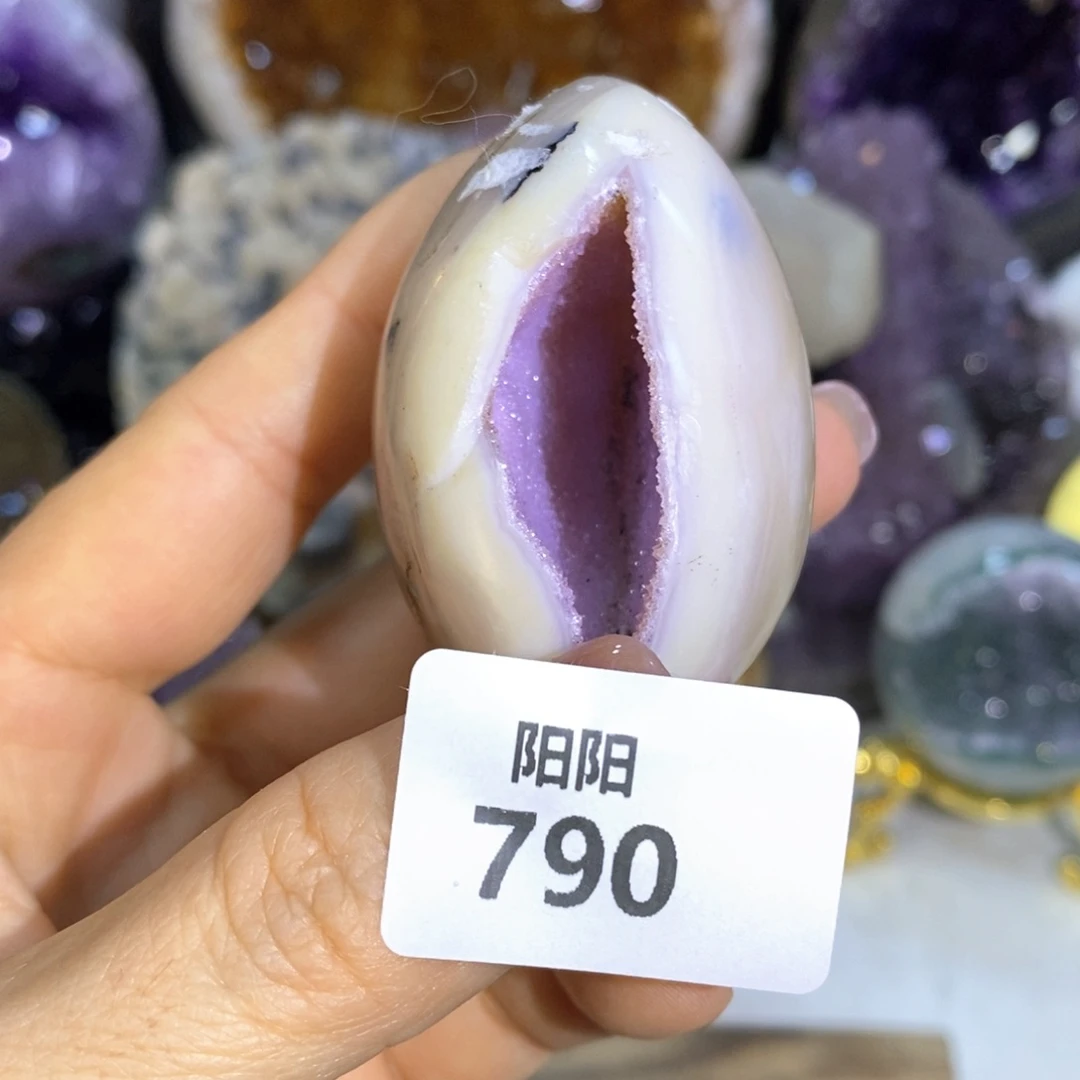 未镶嵌水晶大型摆件（非配饰）