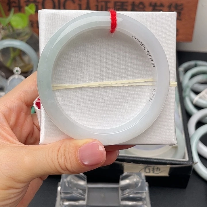 翡翠手镯未镶嵌57.2正圈