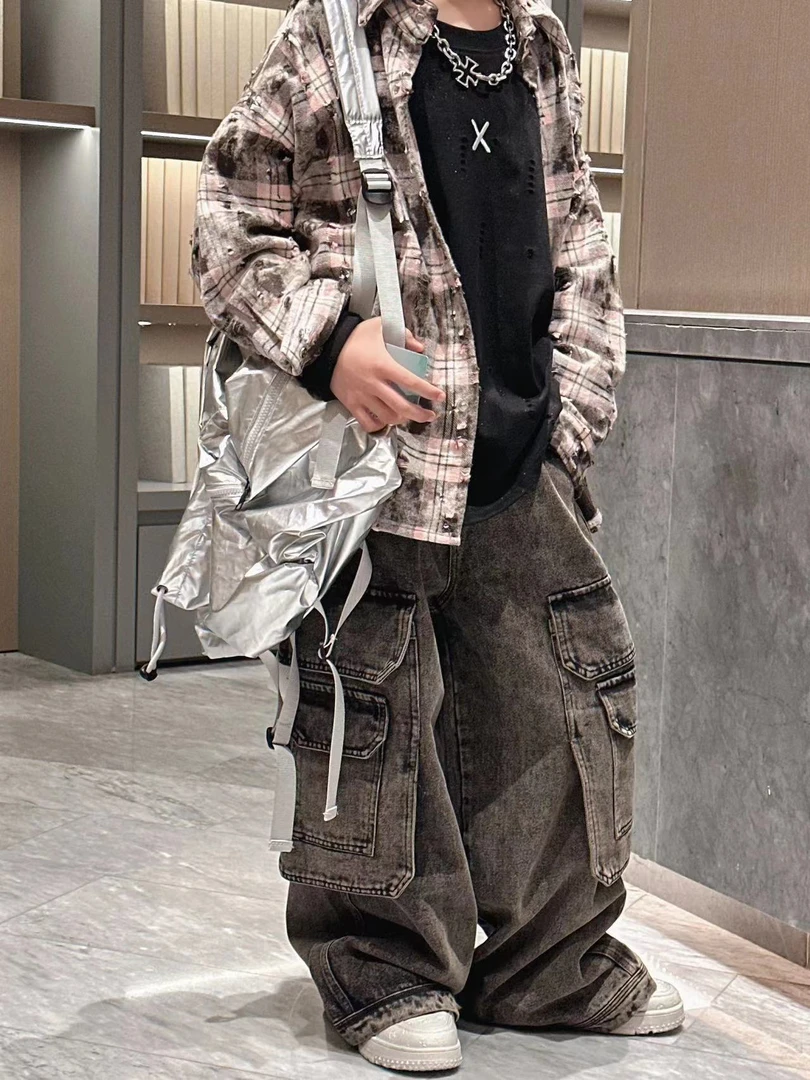 【重工牛仔】儿童高街直筒工装牛仔裤，模特穿140