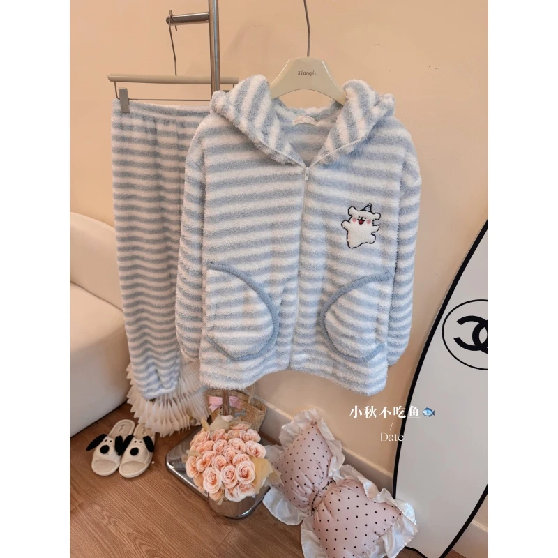 秋冬连帽条纹修狗珊瑚绒睡衣女款冬2025冬季新款巨好看加厚家居服