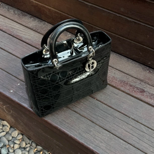 95新 DIOR/迪奥 【小考拉】DIOR 黑银百搭漆皮戴妃手提包