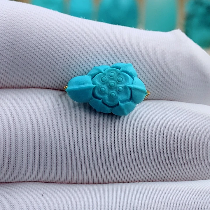 绿松石未镶嵌挂件