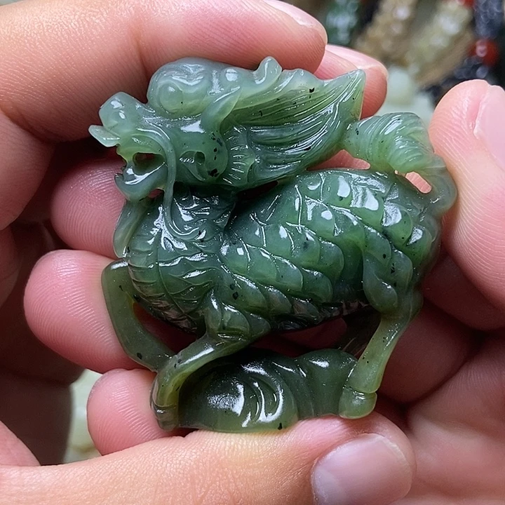 未镶嵌和田玉挂件