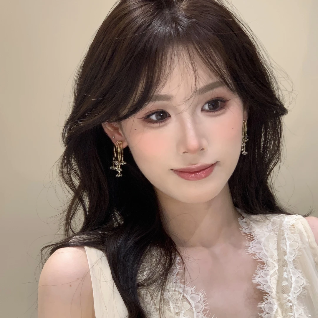 铜合金合成锆石耳饰 法式复古个性时尚金属感烟花闪钻流苏耳钉